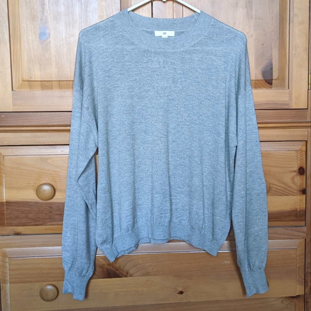 BP. Gray sweater size small